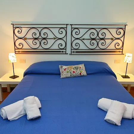 Porto Salvo - By Vacation Service