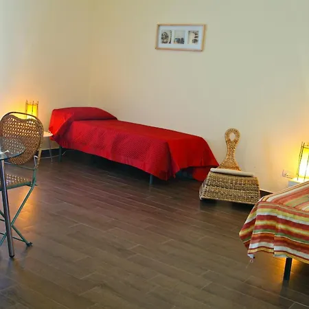 Porto Salvo Apartment *