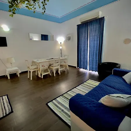 Porto Salvo - By Vacation Service *